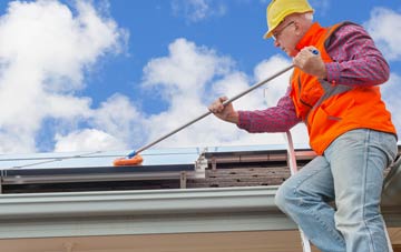 Pentrer Felin soft wash roof cleaning